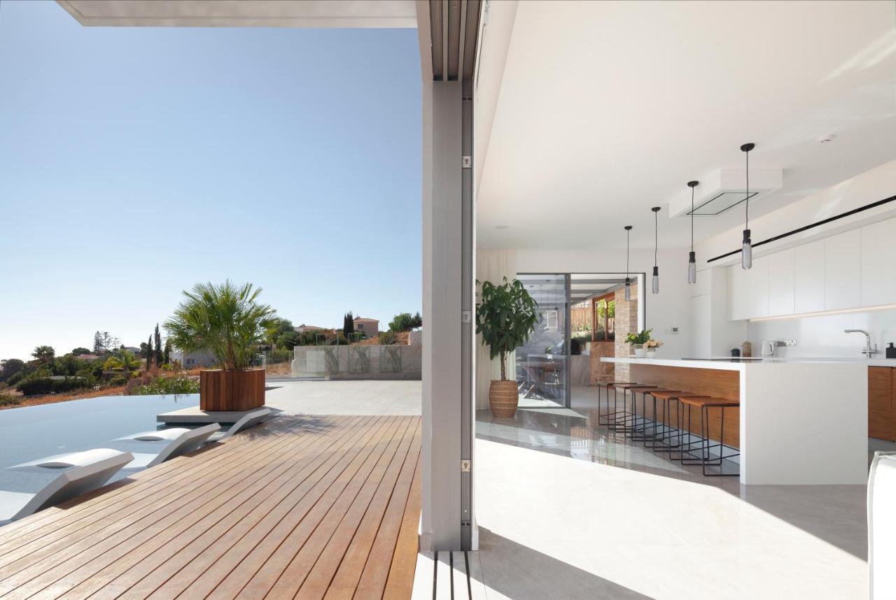 Villa Euphoria Paphos Exteriör bild