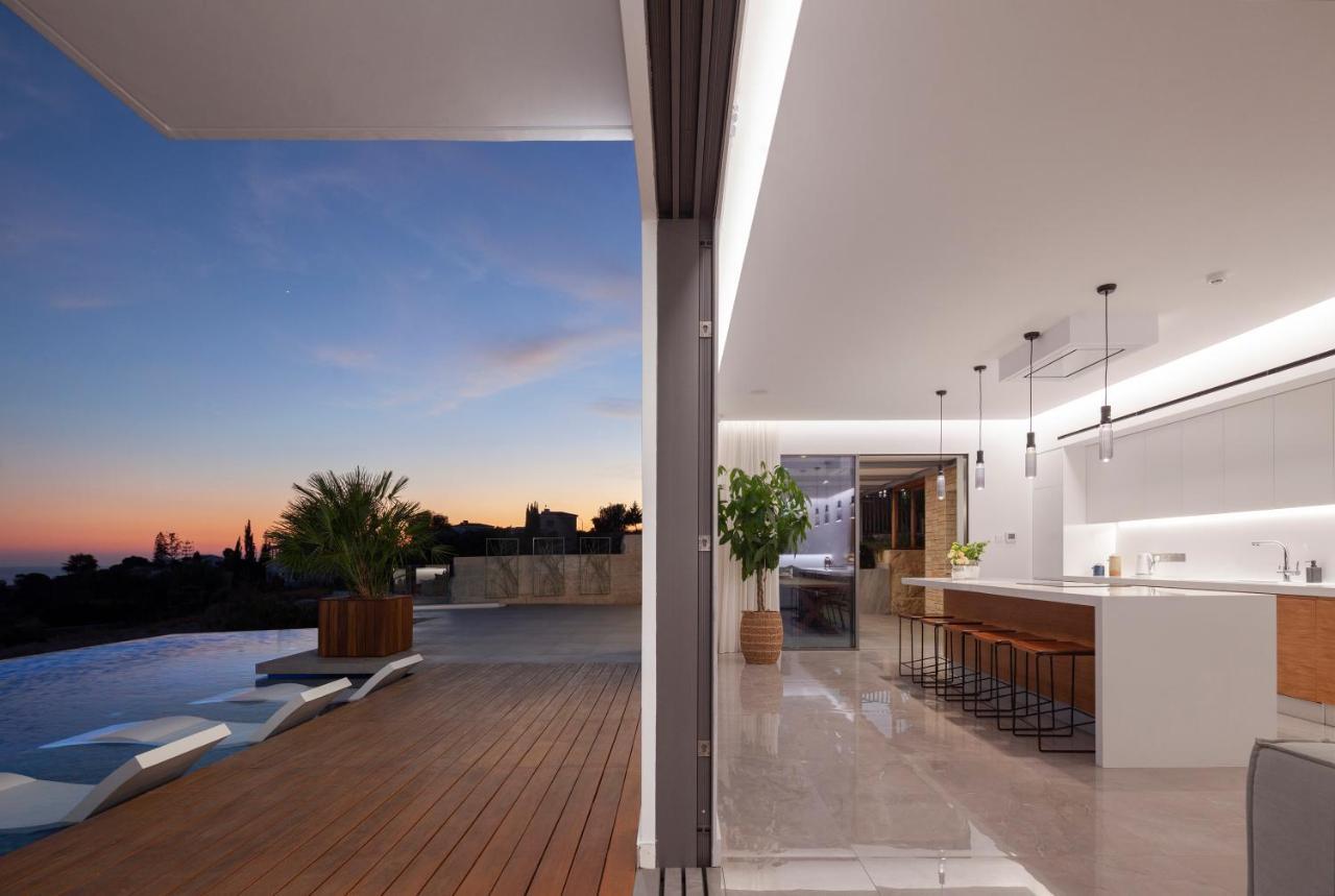 Villa Euphoria Paphos Exteriör bild